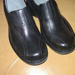 Clarks Black Slip-On Leather Loafers for Men